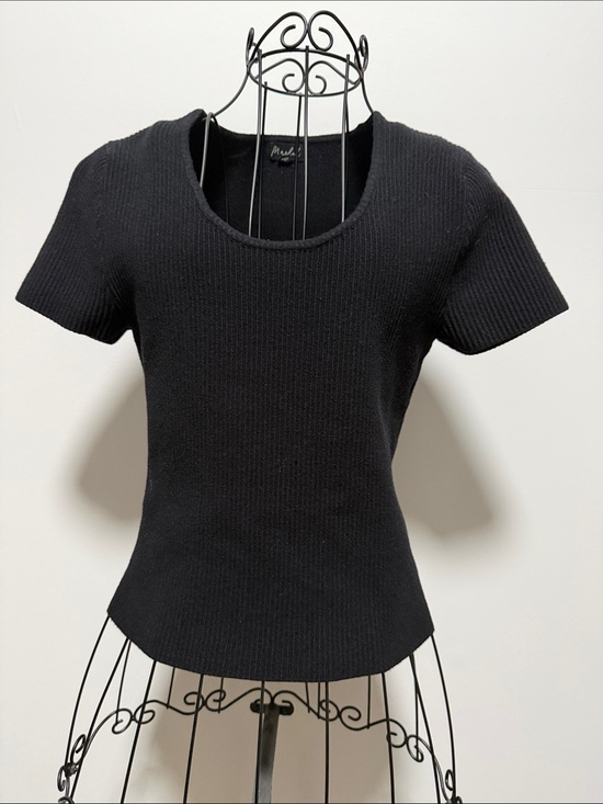 Marled Tops - Marled Black Ribbed Scoop Neck Short Sleeve Tee